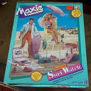 Maxie Beachy Keen Surf Watch Playset w/Rob's Swim Trunks1988 HASBRO new/sealed